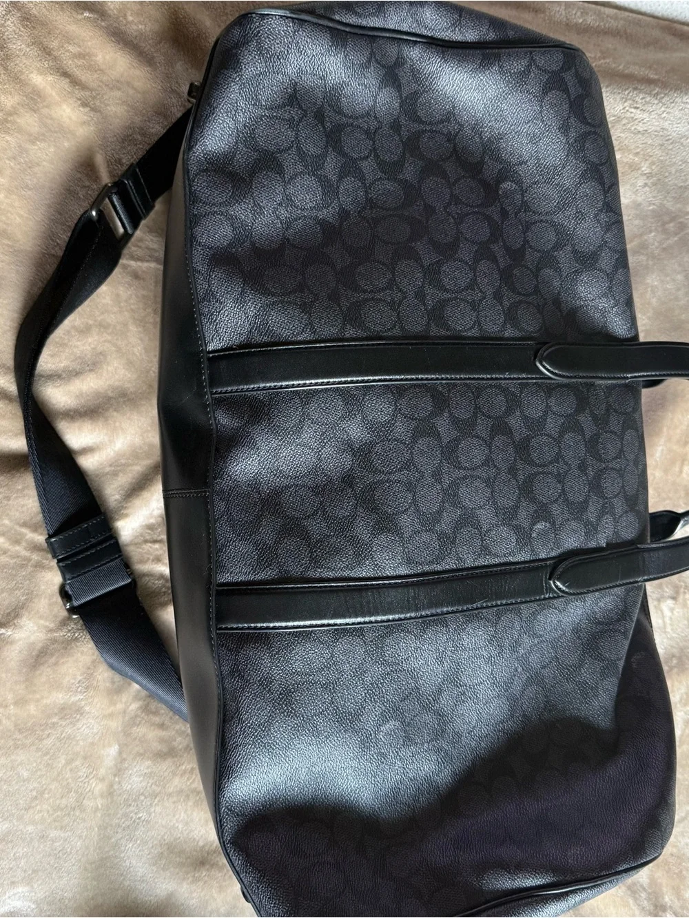 Men's Black Textured Duffel Bag with Shoulder Strap